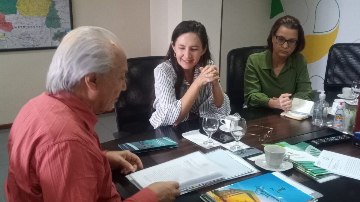 BioTec-Amazônia recebe nova reitora da UFOPA
